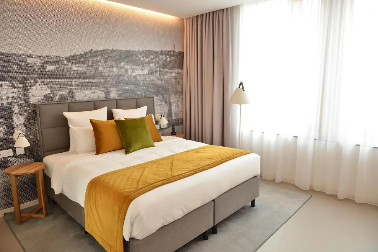 Mamaison Residence Downtown Prague 4*,