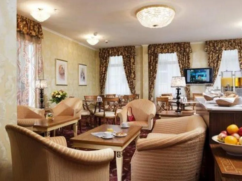 **** Hotel Mamaison Residence Downtown Praga República Checa