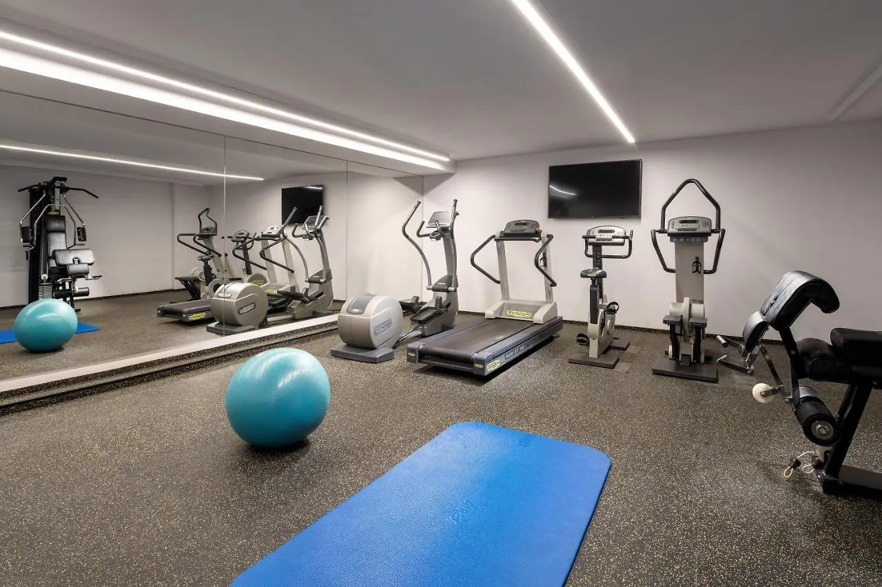 Hotel Mamaison Residence Downtown Prague
